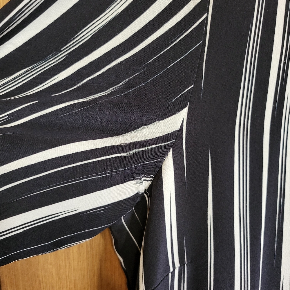 Nicole Miller Black and White Barcode Striped Shirt Dress. Size XL - Picture 13 of 16